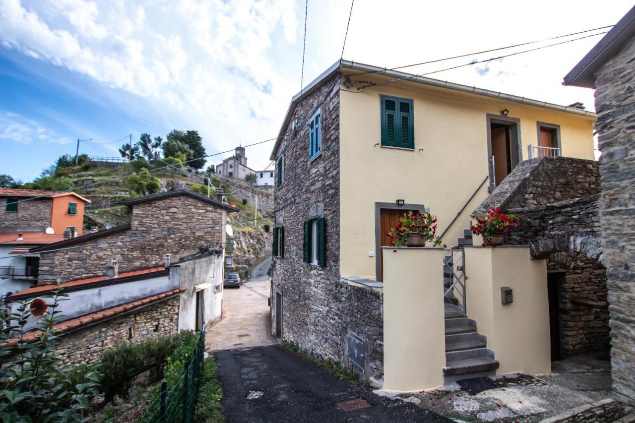 Near - Cinque Terre Holiday Apartment Riccò del Golfo di Spezia Eksteriør billede